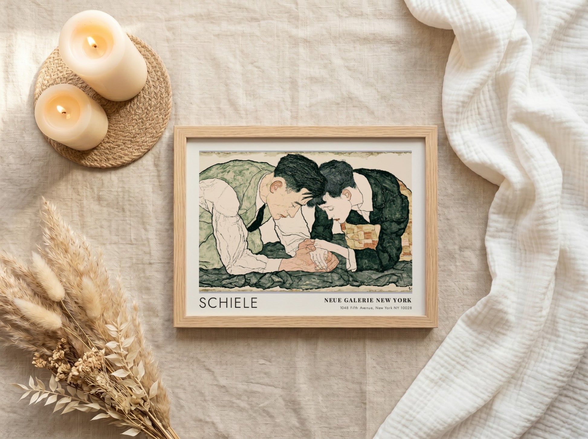 Wall art poster featuring Egon Schiele Die Umarmung art from Neue Galerie New York