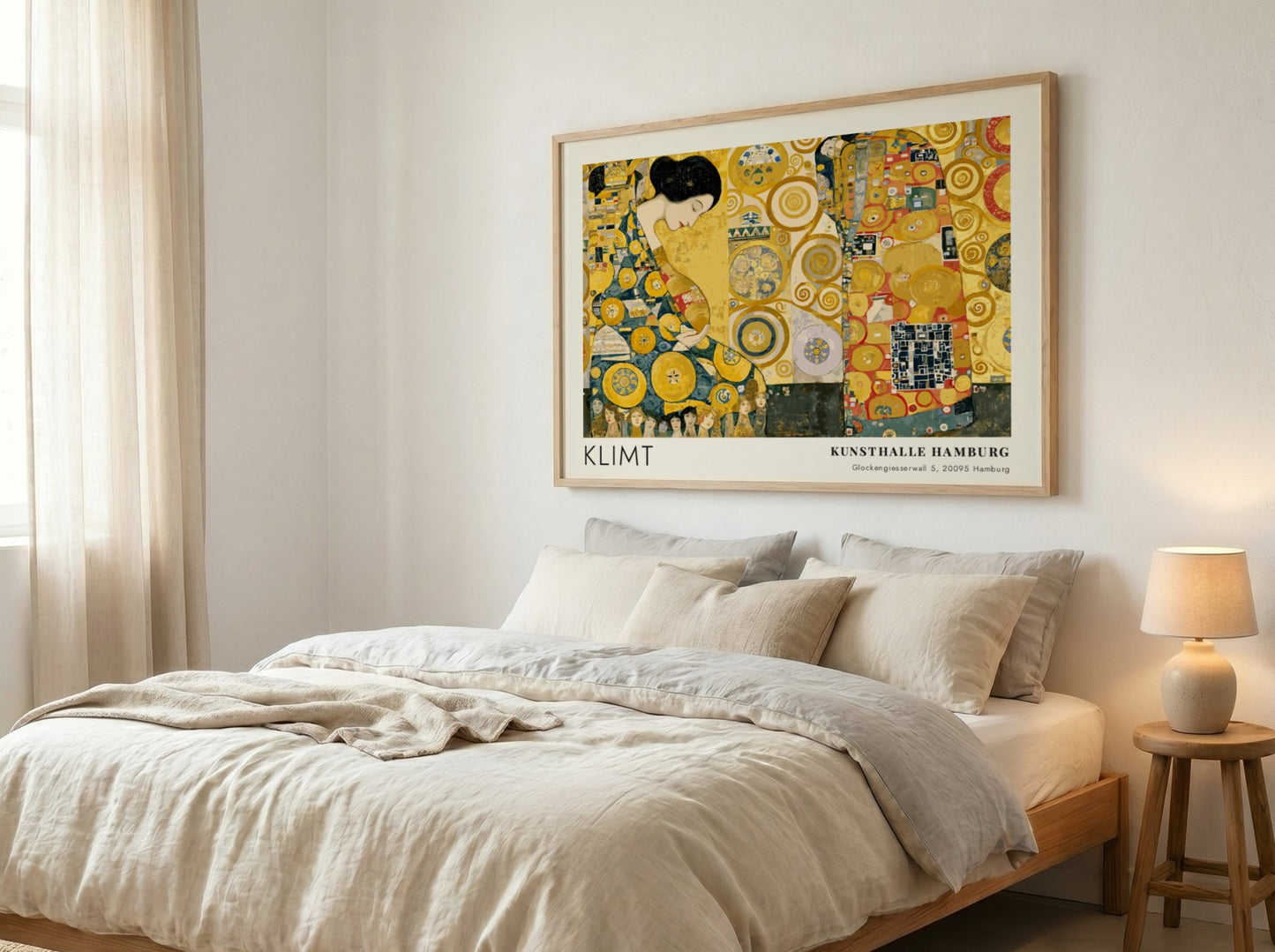 Dunkel und Gold Klimt wall art print featuring gold tones and intricate patterns