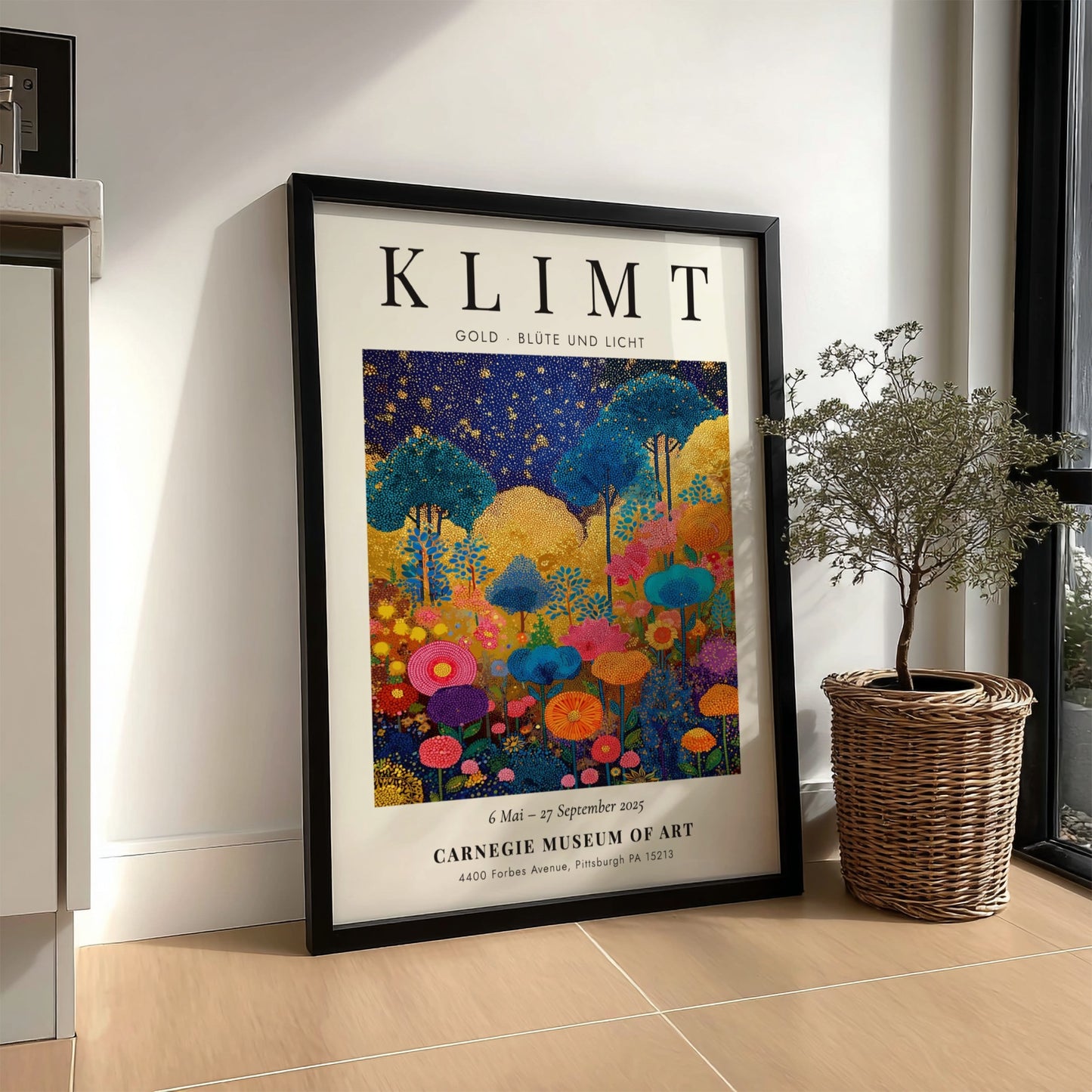 Gold Blüte und Licht poster featuring vibrant floral elements and gold tones, inspired by Gustav Klimt's