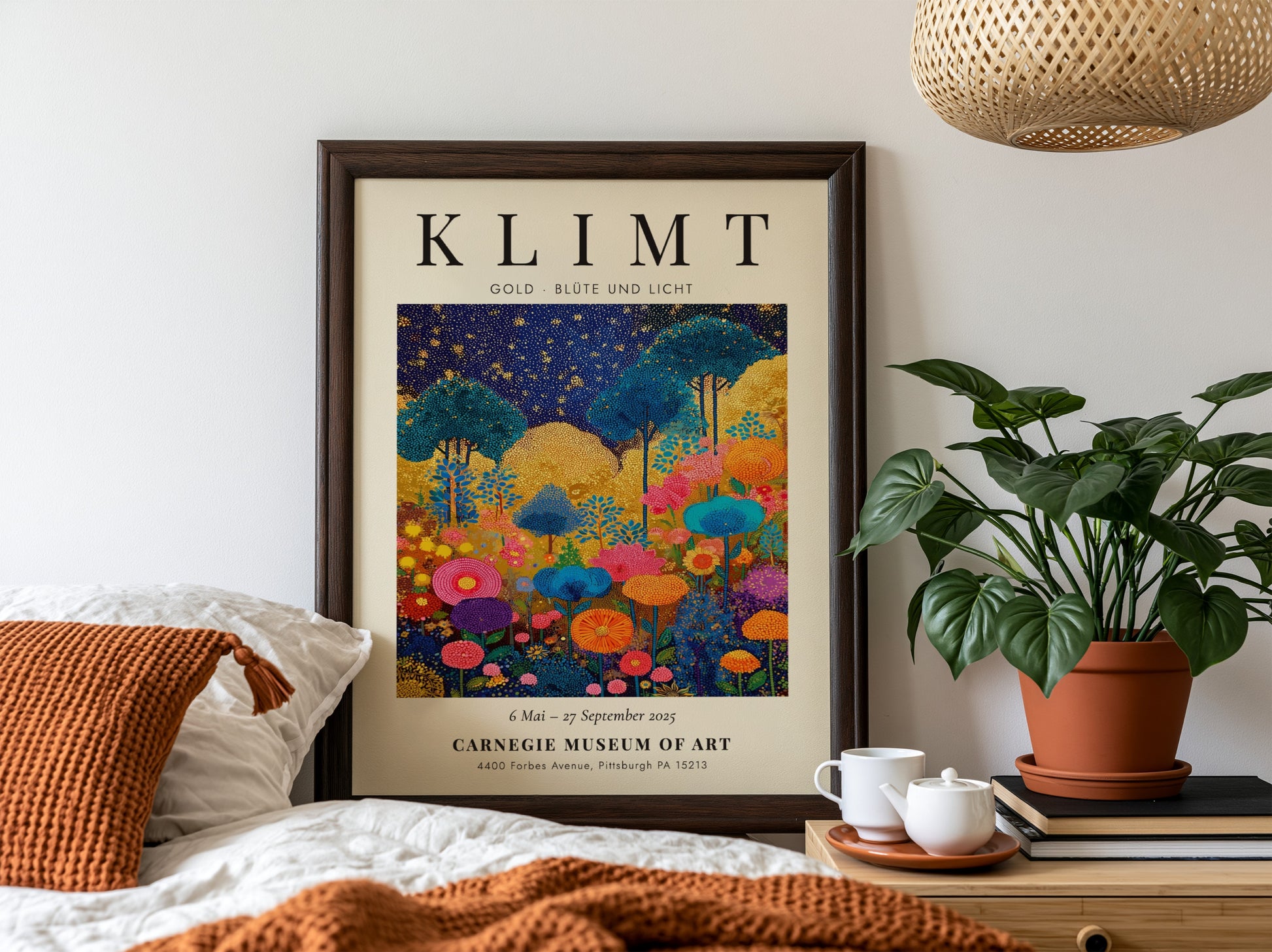 Gold Blüte und Licht poster featuring vibrant floral elements and gold tones, inspired by Gustav Klimt's