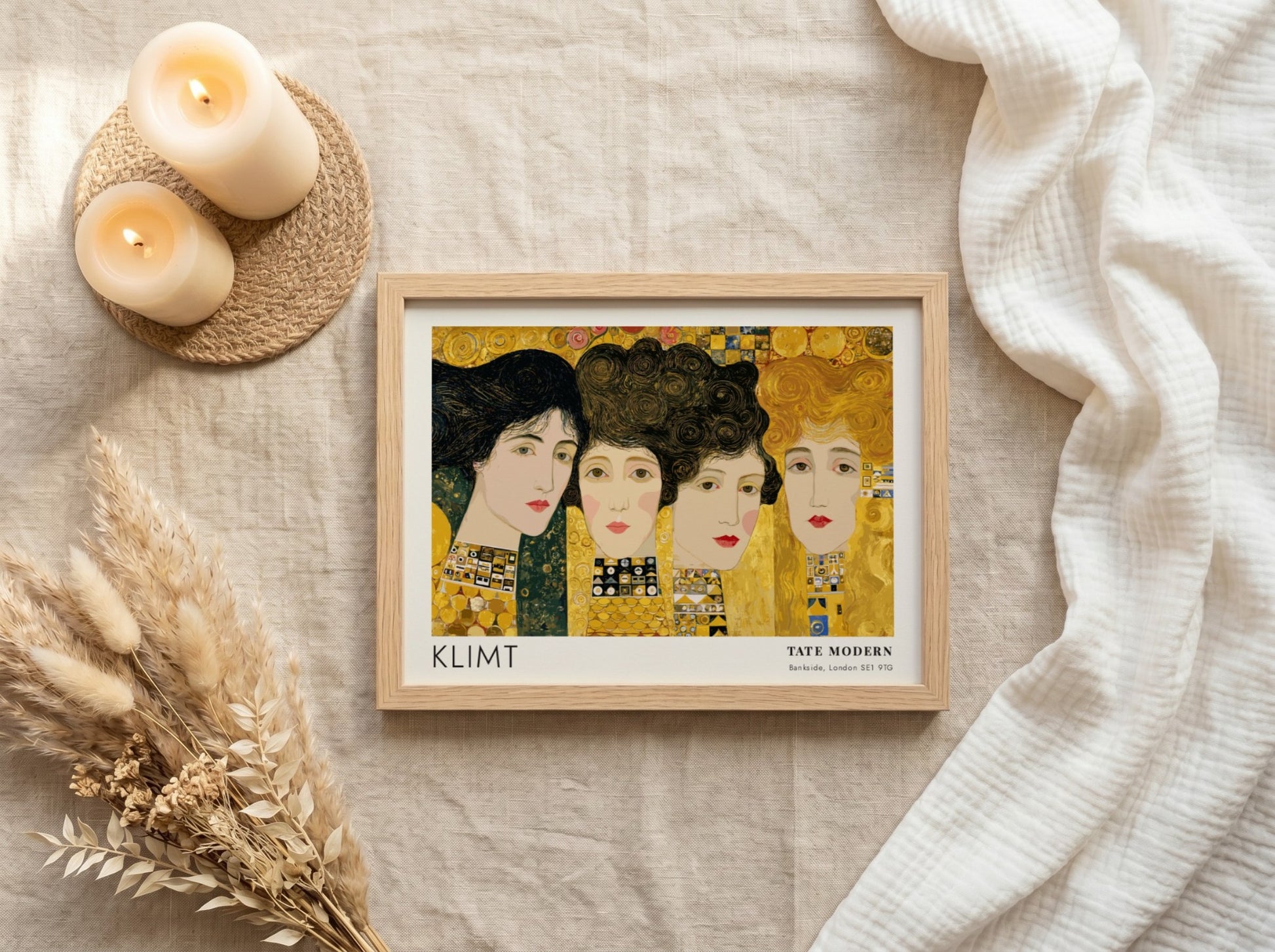 Klimt poster featuring 'Nacht - Ornament und Schatten' with gold tones and intricate patterns