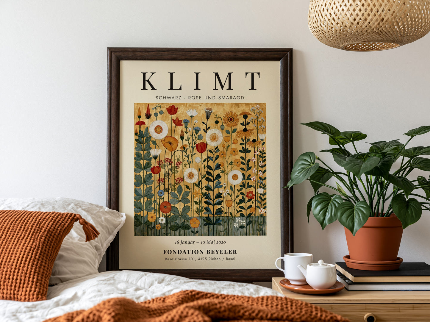 Poster inspired by Gustav Klimt featuring vibrant wildflowers in gold and green tones
