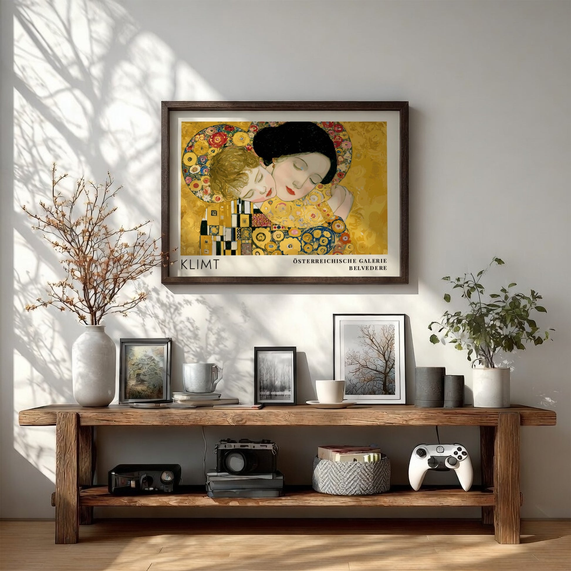 Klimt Silber und Gold wall art print featuring warm colors and intricate details