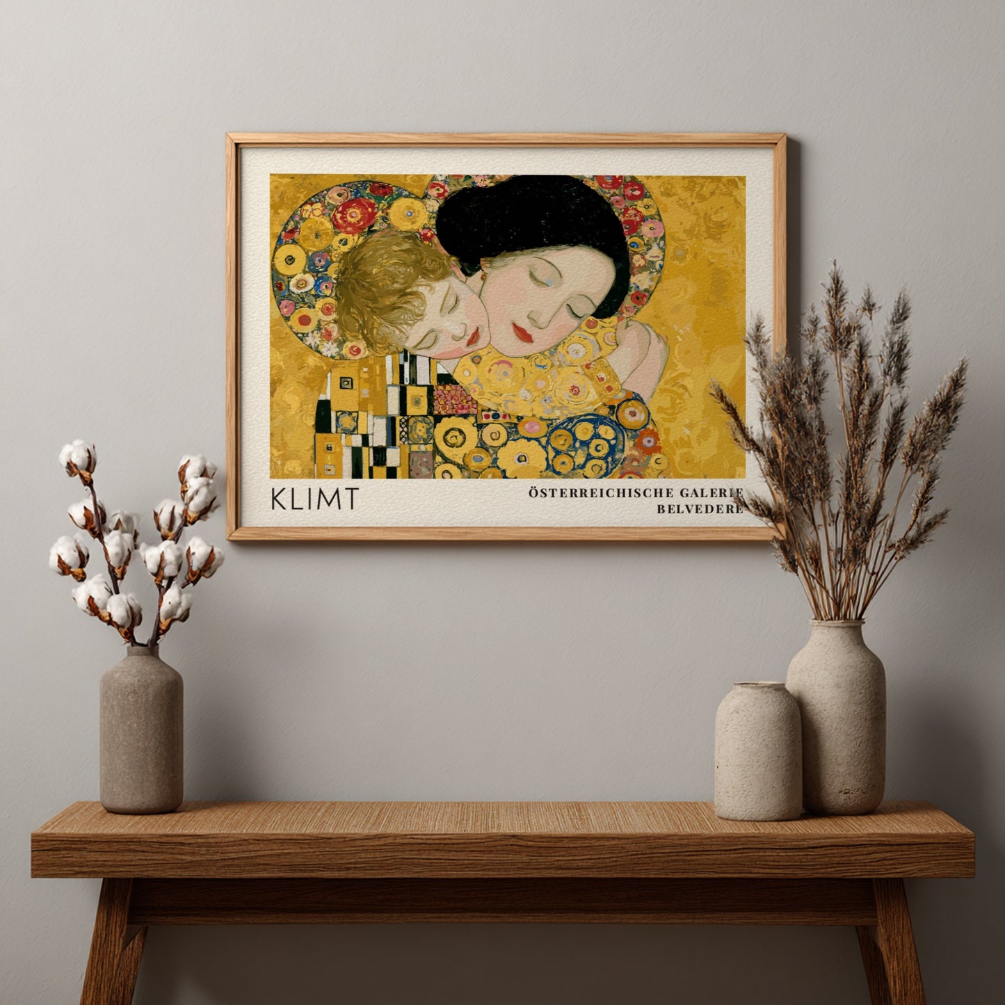 Klimt Silber und Gold wall art print featuring warm colors and intricate details