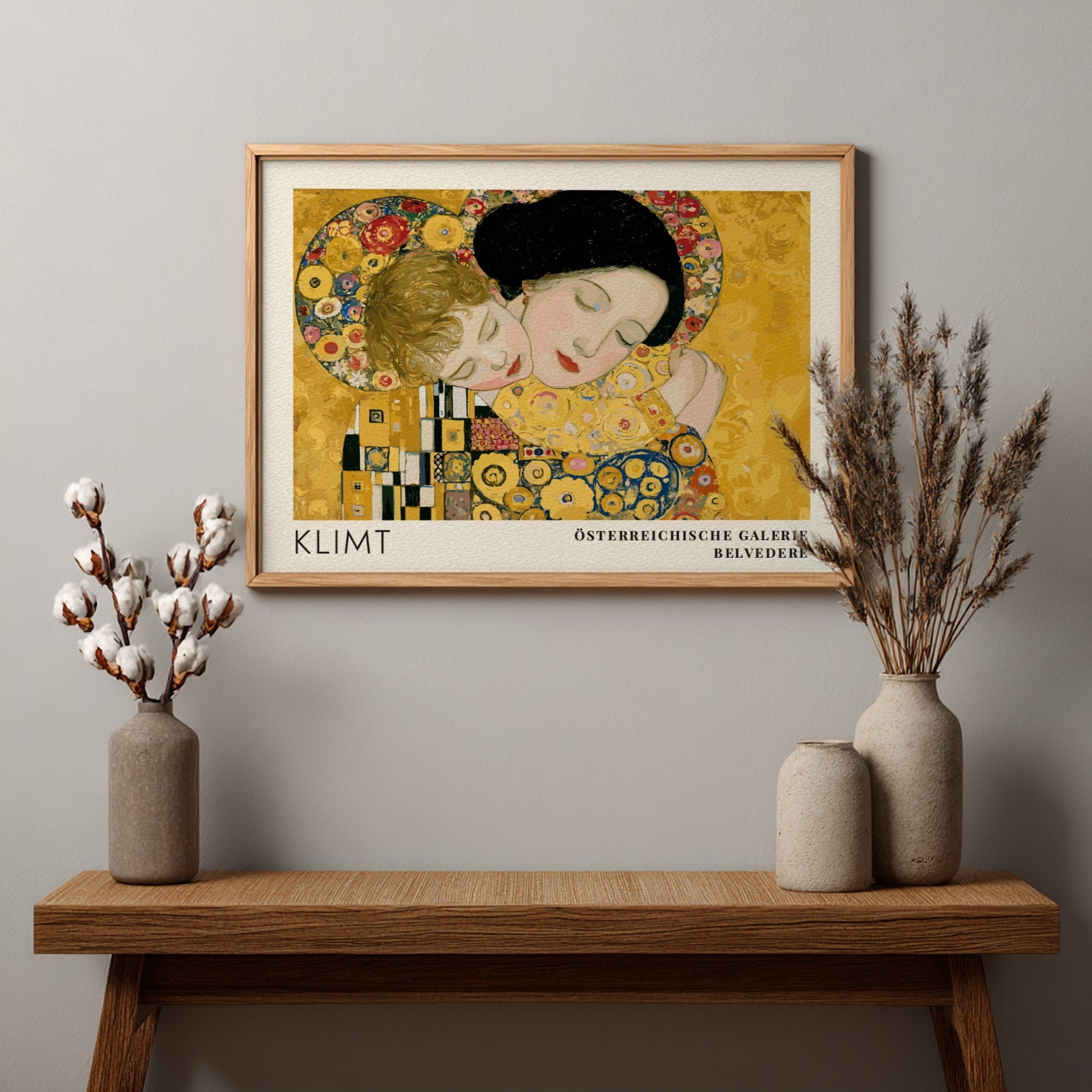 Klimt Silber und Gold wall art print featuring warm colors and intricate details